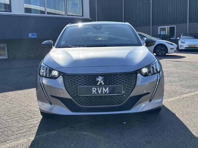 Peugeot e-208 EV GT Pack 50 kWh VAN ¤24.900,- VOOR ¤22.877,- UW LENTEVOORDEEL: ¤2.023,-