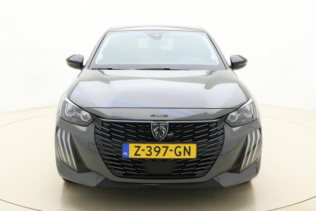 Peugeot e-208 EV Allure 51 kWh 156 Pk | 400km Actieradius WLTP | 16" Lichtmetalen velgen 'ELBORN' | 8 jaar fabrieksgarantie of 160.000 kilometer op het accupakket | Adaptieve cruise control met Stop&Go functie