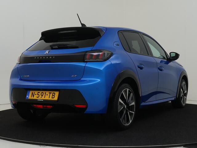 Peugeot e-208 EV GT Pack 50 kWh | Adaptieve Cruise Control | Stoelverwarming | Keyless entry |