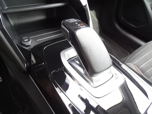 Peugeot e-208 EV Active 50 kWh Automaat, Multimedia, Navigatie, Bedienbaar stuur, Sport Interieur, Airco/ECC, CruiseControl, Parkeersensoren, LM-Velgen