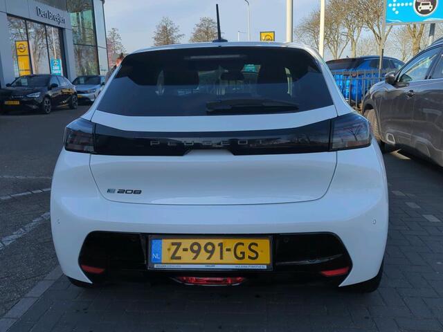 Peugeot e-208 EV Style 50 kWh Navi/Sensoren/50kWh 136/Nieuw model/GEEN AFLEVERKOSTEN