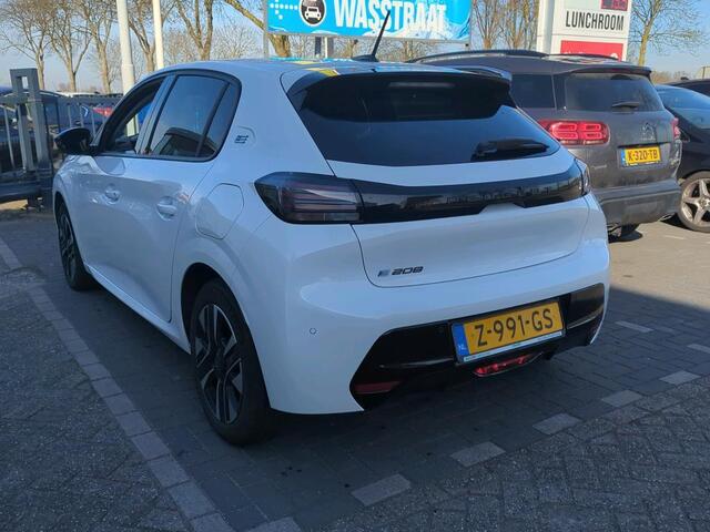 Peugeot e-208 EV Style 50 kWh Navi/Sensoren/50kWh 136/Nieuw model/GEEN AFLEVERKOSTEN