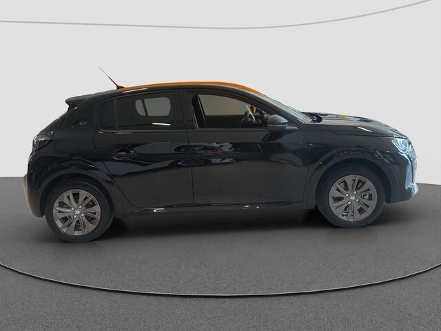 Peugeot e-208 EV Allure Pack 50 kWh navigatie