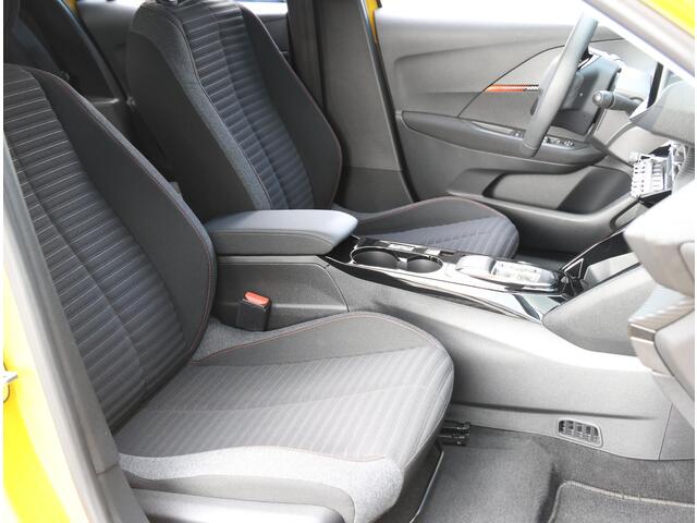 Peugeot e-208 EV Active Pack 50 kWh 136PK | Parkeersensoren Achter | Cruise Control | AppleCarPlay/AndroidAuto | ClimateControl | 16''LMV |