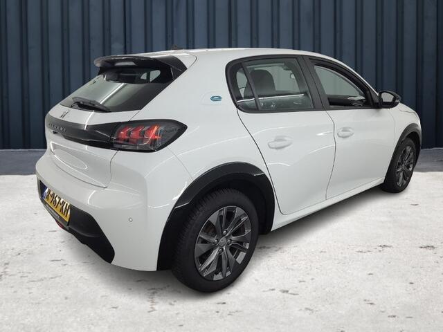 Peugeot e-208 EV Active Pack 50 kWh (136 PK) 1e-Eig. & Keurig-Onderh. BOVAG-Garantie. NL-Auto. Navigatie/Apple-Carplay/Android-Auto, Cruisecontrol, Parkeersensoren, DAB, Airco, Licht-Zich-Pakket, Lm-Velgen-16Inch, Privacy-Glas
