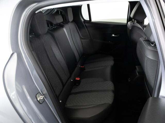 Peugeot e-208 Style EV 50 kWh 136pk | Navigatie | Stoelverwarming | Cruise Control |