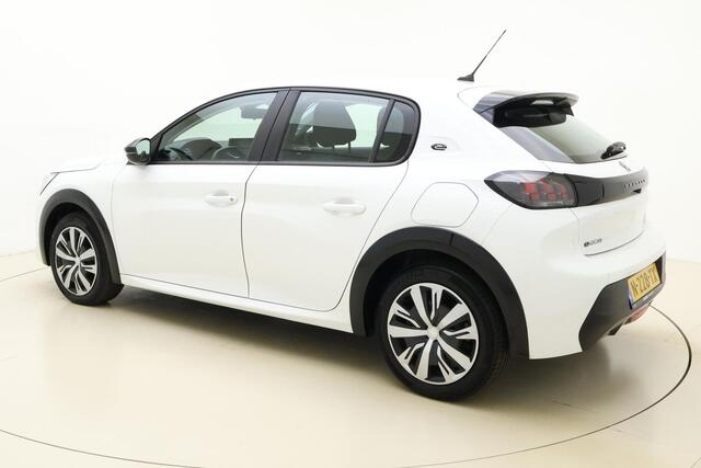 Peugeot e-208 EV Active 50 kWh | 3-Fase | Volledig Elektrische | Apple Carplay & Android Auto | Start/Stopknop | Cruise Control |