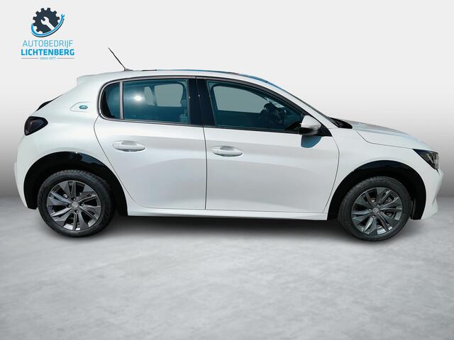 Peugeot e-208 EV Allure Pack 50 kWh Pano / Camera / 3D navi