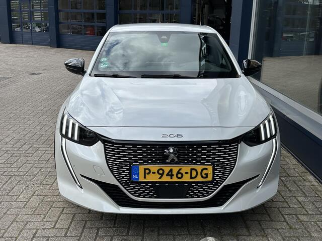 Peugeot e-208 EV GT Pack 50 kWh | 3-fasen auto | Keyless entry | Full-Led Koplampen | Stoelverwarming | Dode-Hoek Bewaking | Parkeersensoren Rondom | Apple-Carplay | Full-Map Navigatie | Camera |