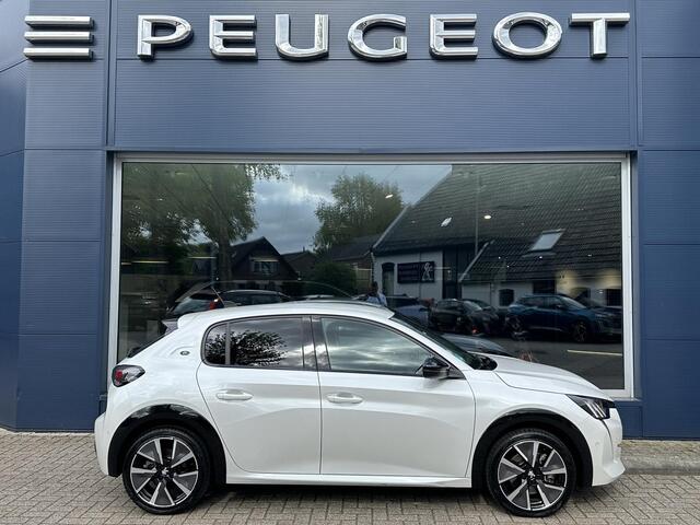 Peugeot e-208 EV GT Pack 50 kWh | 3-fasen auto | Keyless entry | Full-Led Koplampen | Stoelverwarming | Dode-Hoek Bewaking | Parkeersensoren Rondom | Apple-Carplay | Full-Map Navigatie | Camera |