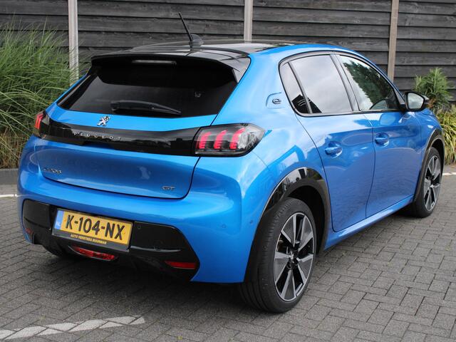 Peugeot e-208 GT 50 kWh 136PK Navigatie, Achteruitrijcamera, Keyless, Panoramadak, Parkeersensoren Voor & Achter