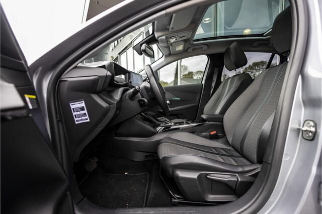 Peugeot e-208 EV Allure 50 kWh | Pano | Camera | NL auto | Carplay