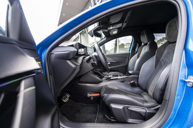Peugeot e-208 EV GT Pack 50 kWh | Pano | Camera | NL Auto