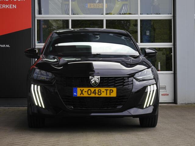 Peugeot e-208 EV GT 51 kWh | Navigatie | Panoramadak | Keyless entry & start | Led verlichting | Lichtmetalen velgen | Cruise control | Climate control | Facelift model