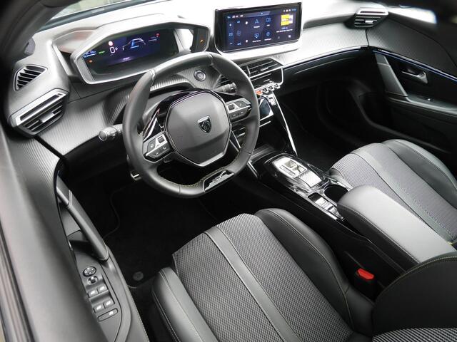 Peugeot e-208 EV GT 51 kWh | Navigatie | Panoramadak | Keyless entry & start | Led verlichting | Lichtmetalen velgen | Cruise control | Climate control | Facelift model