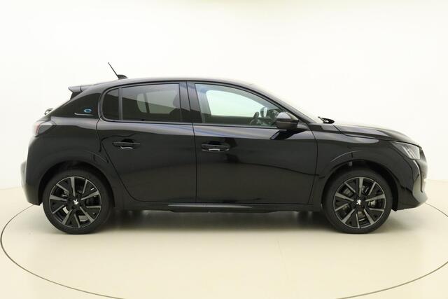 Peugeot e-208 EV GT 50 kWh 136 PK | GRATIS WALLBOX! | Camera | Stoelverwarming | Led | Cruise Control | Navigatie | Lane Assist | Dodehoek Detectie | 3D-Instrumentenpaneel | Voorraad Nieuw