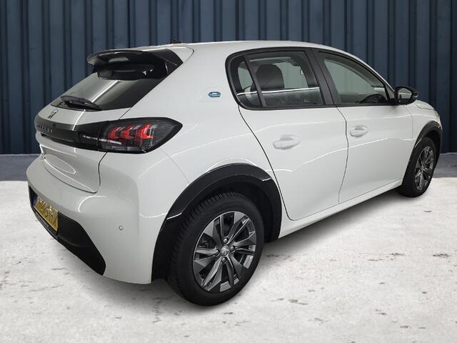Peugeot e-208 EV Active Pack 50 kWh (136 PK) 1e-Eig. & Dealer-Onderh. BOVAG-Garantie. NL-Auto. Navigatie/Apple-Carplay/Android-Auto, Cruisecontrol, Keyless-Start, Parkeersensoren, DAB, Licht-Zicht-Pakket, Lm-Velgen-16Inch, Privacy-Glas