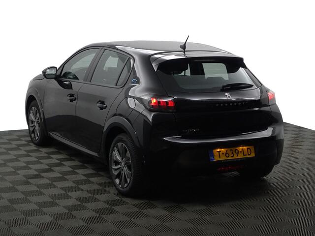 Peugeot e-208 EV Active Pack 50 kWh Allure Aut- Carbon, Lane Assist, CarPlay, Android Auto, Sport Interieur