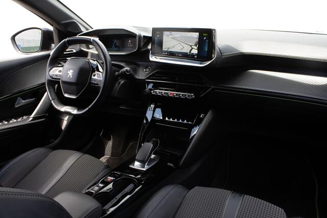Peugeot e-208 EV GT 350 50 kWh Carplay/ 3-fase/ Half leer/ Sportstoelen/ Navigatie/ Camera/ Dab