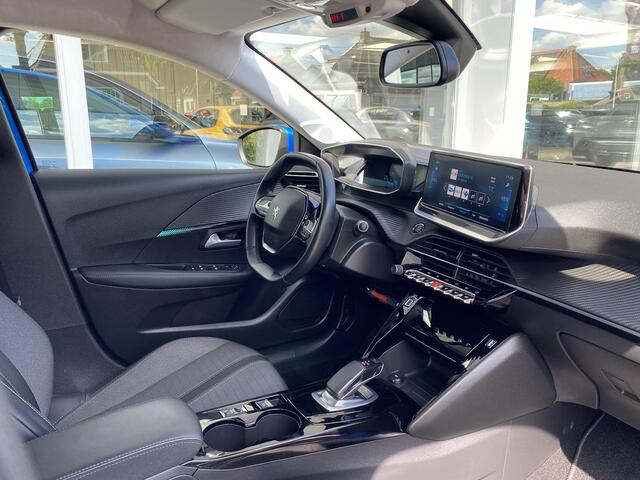 Peugeot e-208 EV Allure 50 kWh | 3-fase | 100kW snelladen | Navigatie | Achteruitrijcamera | Digital Cockpit | Parkeersensoren