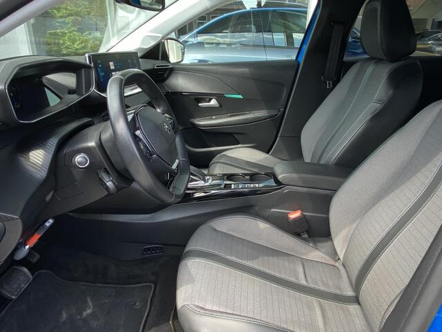 Peugeot e-208 EV Allure 50 kWh | 3-fase | 100kW snelladen | Navigatie | Achteruitrijcamera | Digital Cockpit | Parkeersensoren