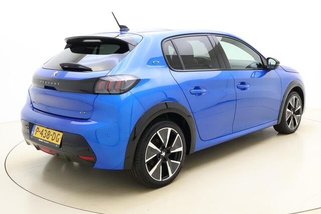 Peugeot e-208 EV GT Pack 50 kWh 136pk | Navigatie | Panoramadak | Camera | KeyLess | Lichtmetalen Velgen | Dodehoek sensoren