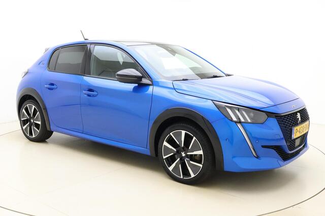 Peugeot e-208 EV GT Pack 50 kWh 136pk | Navigatie | Panoramadak | Camera | KeyLess | Lichtmetalen Velgen | Dodehoek sensoren