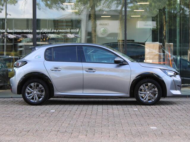 Peugeot e-208 EV Blue Lease Allure 50 kWh | Navi / Camera / Climate