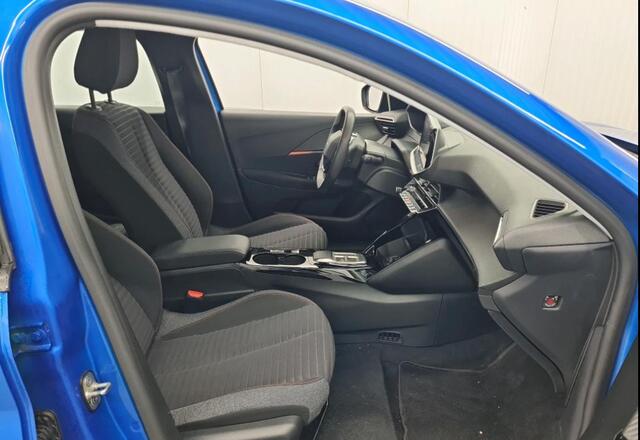 Peugeot e-208 EV Active Pack 50 kWh | Carplay | Navi | Verw stoelen voor | NL auto | Trac. Batterij verv | Dealer onderhouden