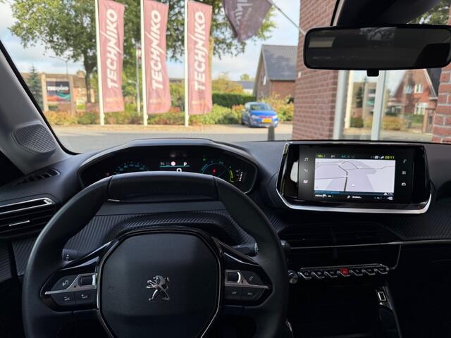 Peugeot e-208 EV Active Pck 50 kWh RIJKLAAR / NAVI / AIRCO / CRUISE / PDC / LM