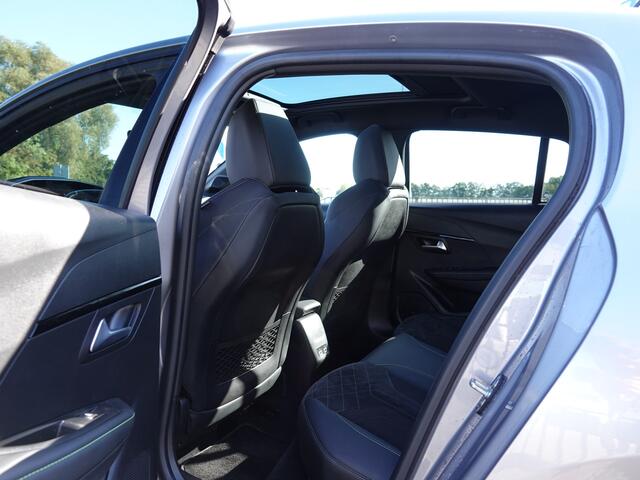 Peugeot e-208 EV GT Pack 50 kWh PANO | H-LEER | KEYLESS | GR. NAVI | ADAPT. CRUISE