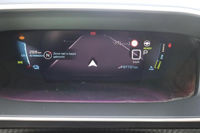 Peugeot e-208 EV Allure 50 kWh SOH 93%, BTW Auto, Adaptieve cruise control, Panoramadak, Camera, Virtual Cockpit