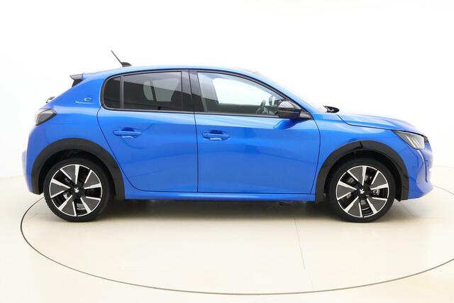 Peugeot e-208 EV GT 350 50 kWh | Navigatie | Panorama dak | Stoelverwarming | Weinig KM! | Getint Glas | Achteruit rij Camera