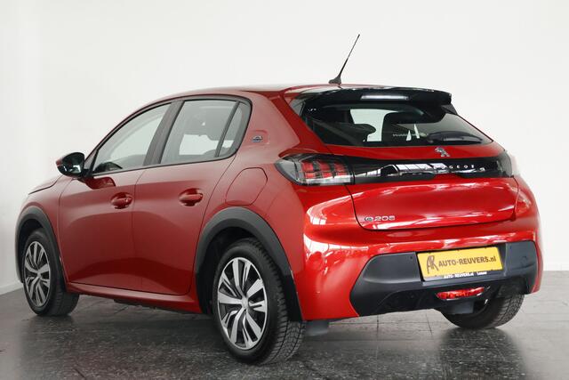 Peugeot e-208 EV Active 50 kWh / Navi / Carplay / LED / DAB