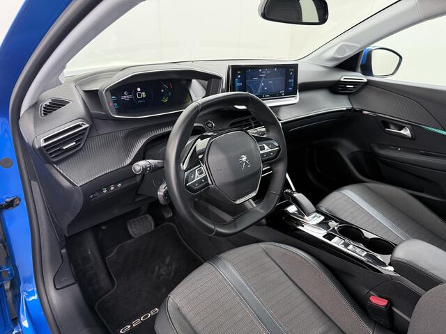 Peugeot e-208 EV Allure 50kWh Panormadak Adaptieve Cruise Control 360°Camera Navi Ecc Stoelverwarming Apple Carplay Android Auto DAB+ Lane Assist Keyless Led Pdc 1e Eigenaar 100% Dealeronderhouden Origineel Nederlandse Auto