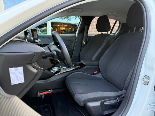 Peugeot e-208 EV Active Pck 50 kWh FASE 3 / RIJKLAAR / NAVI / AIRCO / CRUISE /