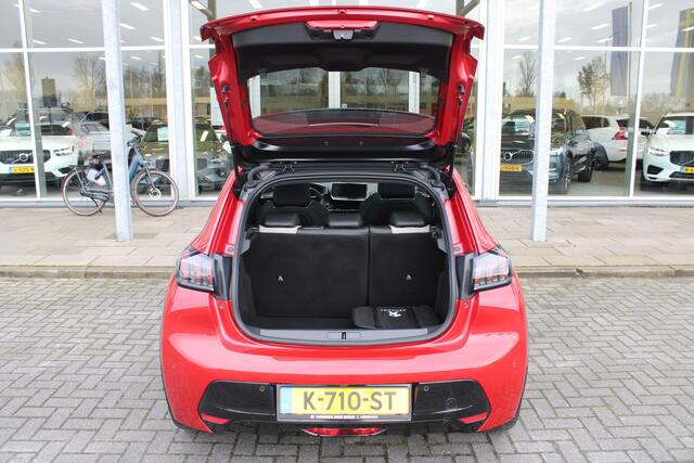 Peugeot e-208 EV GT Pack 50 kWh | Panoramadak | Camera | Keyless | AppleCarplay | Verw. Voorstoelen