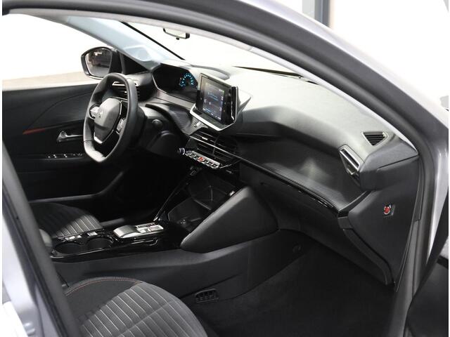 Peugeot e-208 Active 50kWh 136PK | 1ste eigenaar | 3 FASE | AUTOMAAT | AppleCarPlay/AndroidAuto | Armsteun | Parkeersensoren | Keyless | Navigatie | Climate Control | Cruise Control | Isofix |