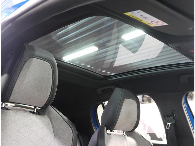 Peugeot e-208 GT 50kWh 136PK | 1ste eigenaar | 3 FASE | ACCURAPPORT 91% | LED lampen | 17"LMV | Navigatie | LED | Camera | Glazendak | Stoelverwarming | Climate Control | Cruise Control | AppleCarplay/Android Auto | Isofix | Privacy Glass |