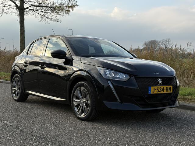 Peugeot e-208 EV Allure 50 kWh SOH | Camera | Clima | Orig.nl | Voorruit verw. | New service