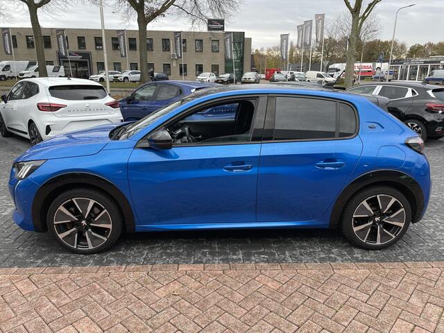 Peugeot e-208 EV GT 350 50 kWh | Panoramadak | Carplay | Navigatie |