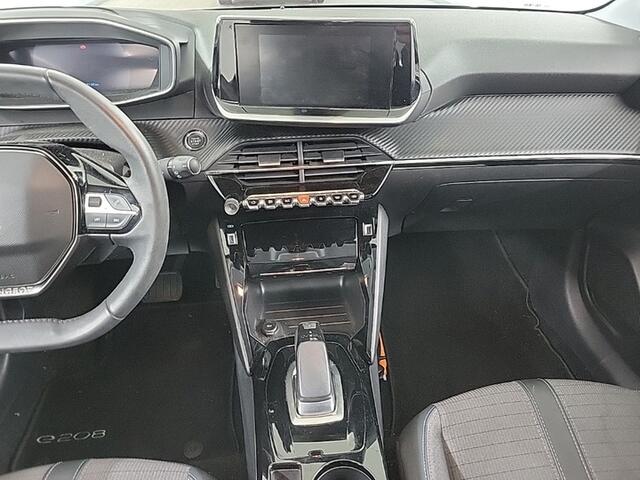 Peugeot e-208 EV Allure Pack 50 kWh 3-Fase (136 PK) 1e Eig. & Keurig-Onderh. BOVAG-Garantie. NL-Auto.