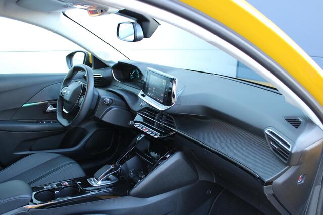 Peugeot e-208 EV Allure 50 kWh Airco Carplay 24.757km Dealer onderhouden