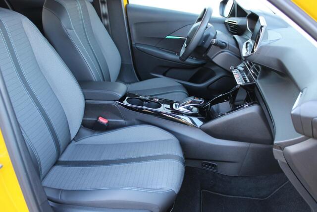 Peugeot e-208 EV Allure 50 kWh Airco Carplay 24.757km Dealer onderhouden