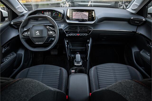 Peugeot e-208 EV Allure 50 kWh ** Camera ** Stoelverwarming ** Rijbereik tot 340km (WLTP)