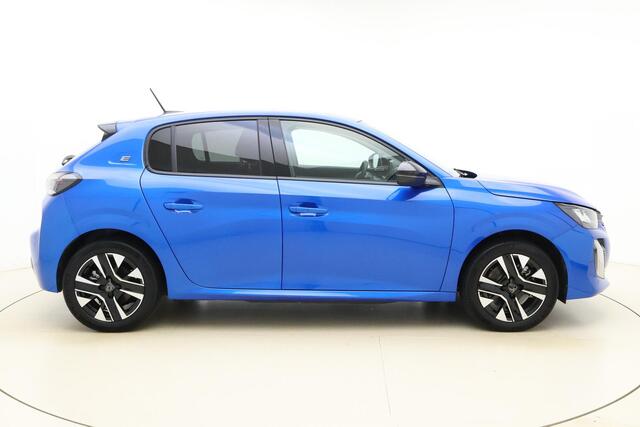 Peugeot e-208 EV Style 50 kWh | Navigatie | Stoelverwarming | Getint glas | Cruise control | Lichtmetalen velgen