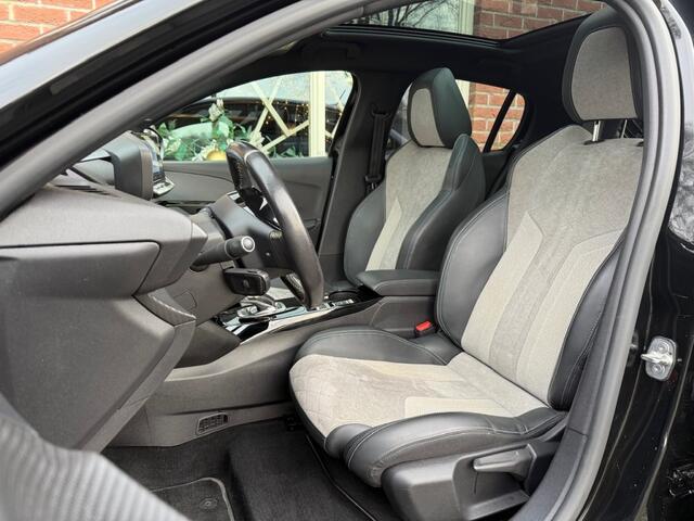 Peugeot e-208 EV GT 350 50 kWh PANODAK / STOELVERW. / ADDAPT.CRUISE / CAMERA /