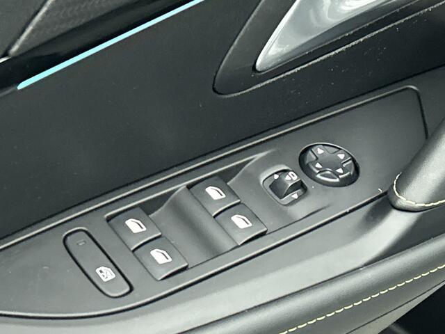 Peugeot e-208 EV GT 350 50 kWh | Rijklaar | Panoramadak | Adaptive Cruise | Leder |