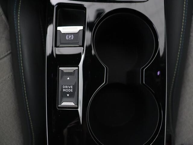 Peugeot e-208 EV GT 350 50 kWh | Stoelverwarming | Adaptive cruise | Camera | Leder-Alcantara | Keyless | Navigatie | Full LED | DAB | Climate control | Dodehoek detectie | Parkeerhulp