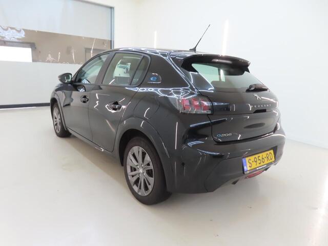 Peugeot e-208 EV Active Pack 50 kWh SOH 100% Airco Navi Carplay Cruise Control PDC Achter Full LED 16" LM Velgen